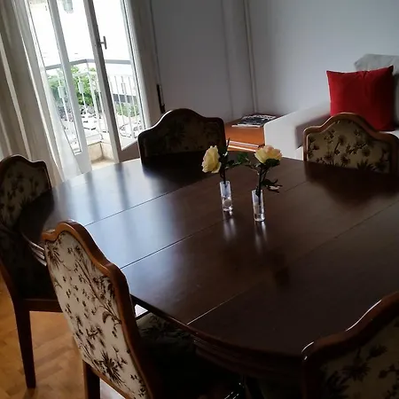 Victoria Grand Apartment Athens